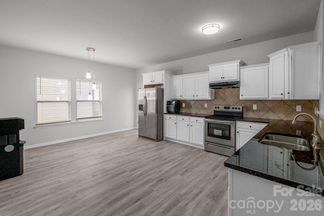 3308 Lemongrass Lane, Charlotte, NC 28214