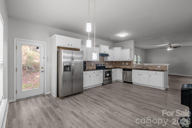 3308 Lemongrass Lane, Charlotte, NC 28214