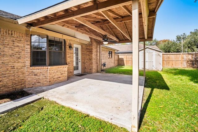 3707 Pine Cone Trail, Pasadena, TX 77505