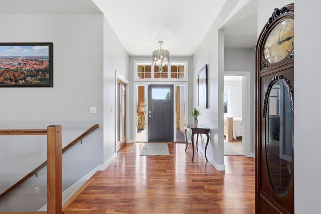 4186 Furnberg Place S, Fargo, ND 58104