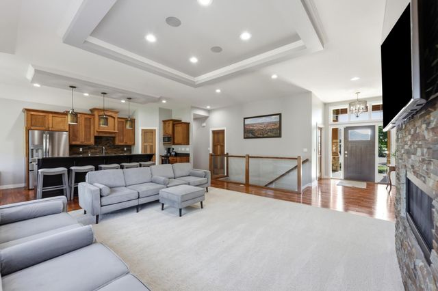 4186 Furnberg Place S, Fargo, ND 58104