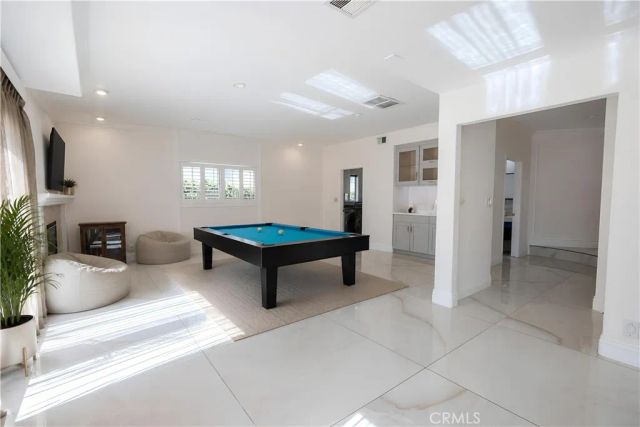 19314 Yolie, Tarzana, CA 91356
