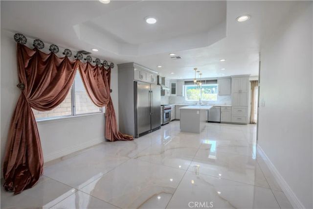 19314 Yolie, Tarzana, CA 91356