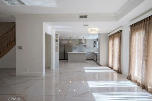 19314 Yolie, Tarzana, CA 91356