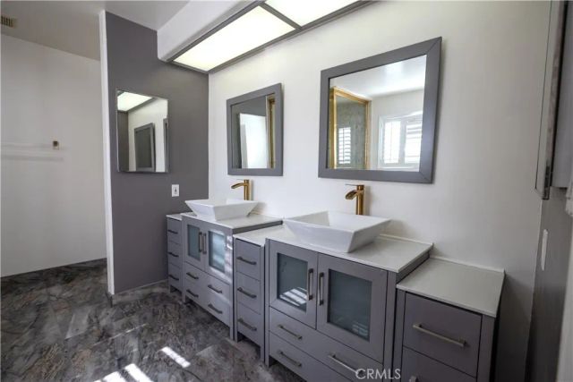 19314 Yolie, Tarzana, CA 91356