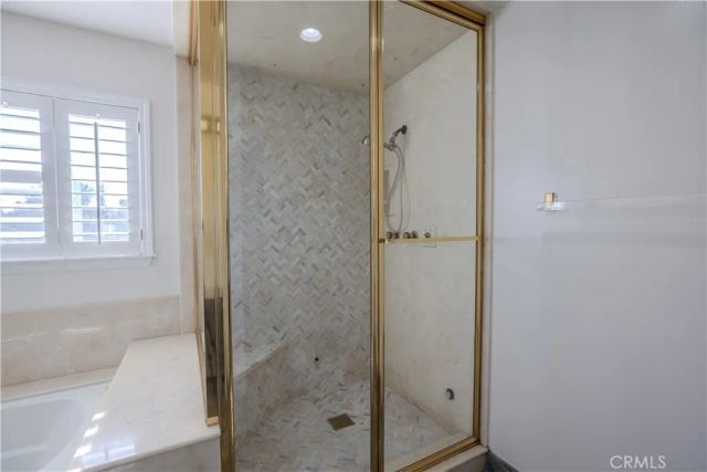 19314 Yolie, Tarzana, CA 91356