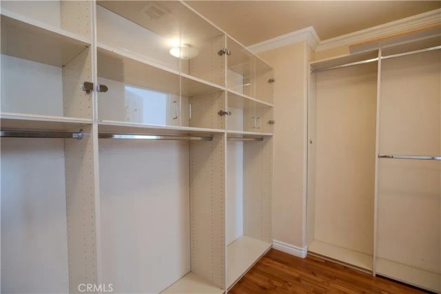 19314 Yolie, Tarzana, CA 91356