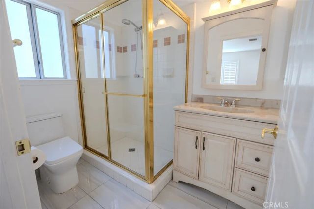 19314 Yolie, Tarzana, CA 91356