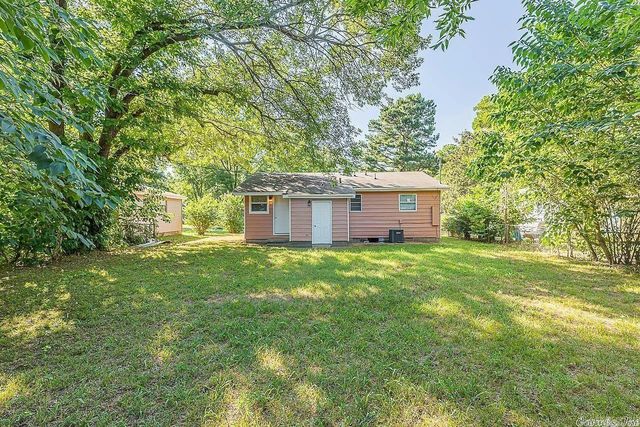 912 Greenlea Dr Street, North Little Rock, AR 72117