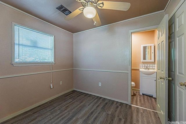 912 Greenlea Dr Street, North Little Rock, AR 72117