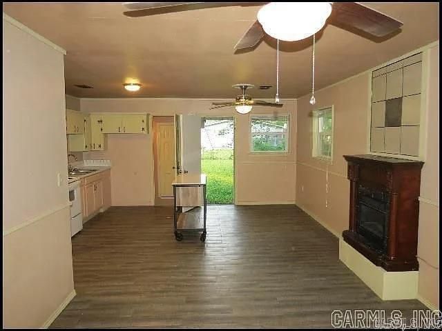 912 Greenlea Dr Street, North Little Rock, AR 72117