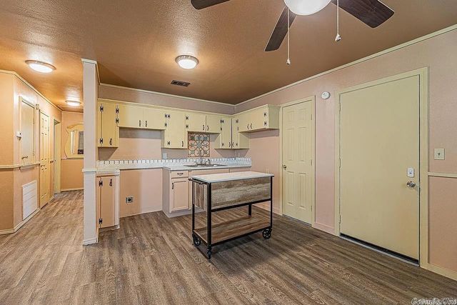 912 Greenlea Dr Street, North Little Rock, AR 72117