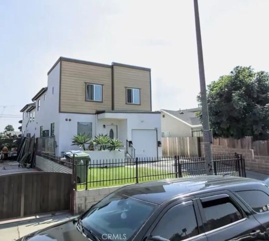342-344 E 118th, Los Angeles, CA 90061