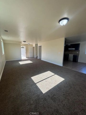342-344 E 118th, Los Angeles, CA 90061