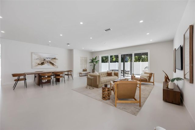 2596 FLOYD STREET, Sarasota, FL 34239