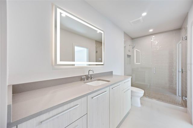 2596 FLOYD STREET, Sarasota, FL 34239