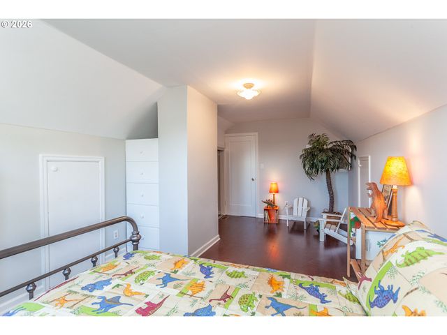 4760 N HARVARD St, Portland, OR 97203