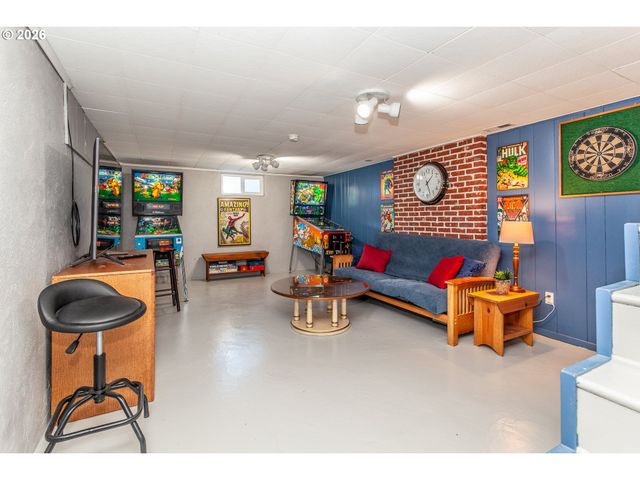 4760 N HARVARD St, Portland, OR 97203