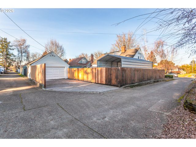 4760 N HARVARD St, Portland, OR 97203
