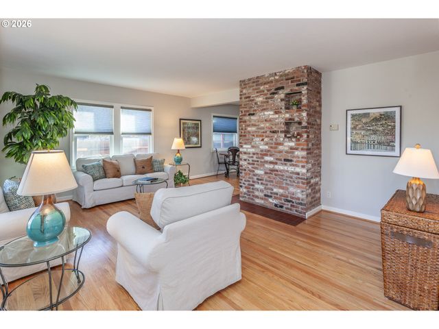 4760 N HARVARD St, Portland, OR 97203