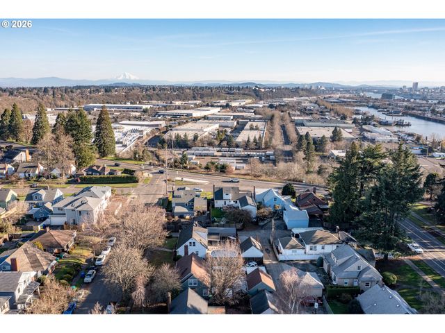 4760 N HARVARD St, Portland, OR 97203