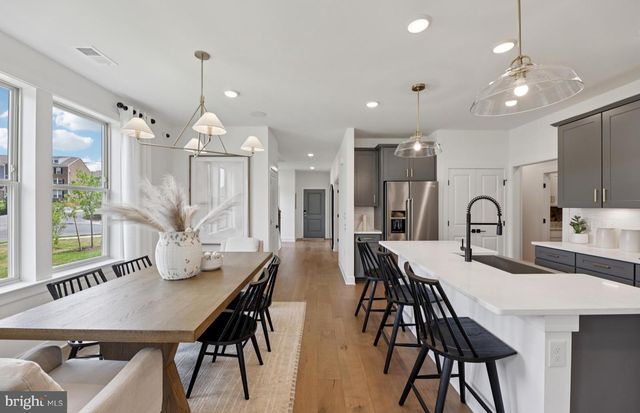 5933 SUNSTONE LN, Haymarket, VA 20169