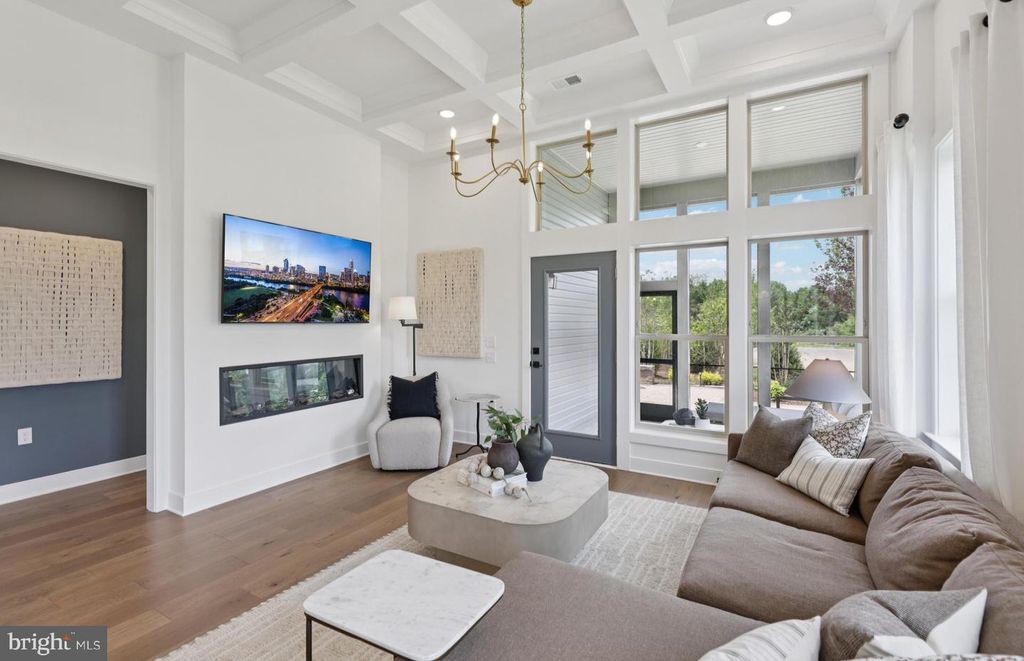 5933 SUNSTONE LN, Haymarket, VA 20169