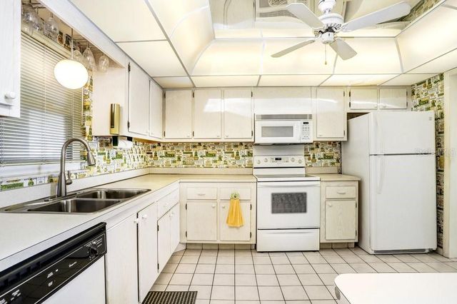 11000 GULF BOULEVARD 603, Treasure Island, FL 33706