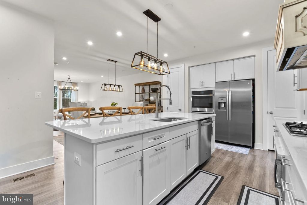 Image 13 of property listing at 2676 SEQUOIA LN, Gambrills, MD 21054