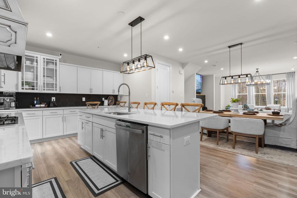 Image 14 of property listing at 2676 SEQUOIA LN, Gambrills, MD 21054