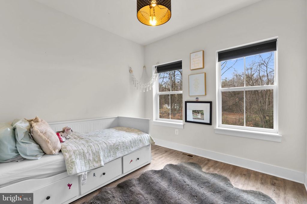 Image 29 of property listing at 2676 SEQUOIA LN, Gambrills, MD 21054