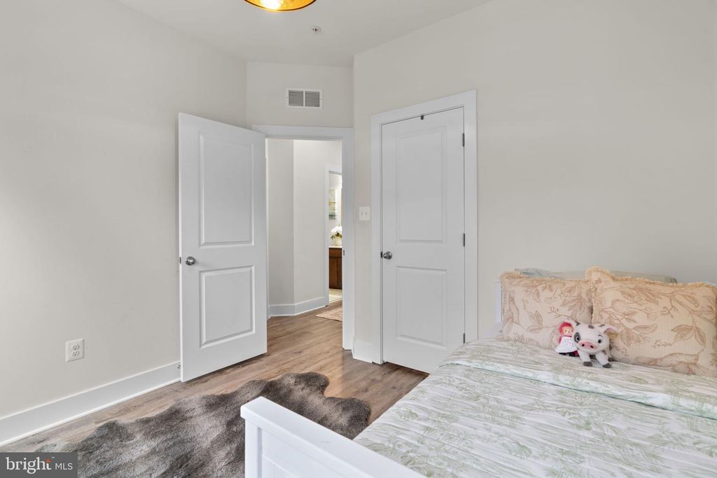 Image 30 of property listing at 2676 SEQUOIA LN, Gambrills, MD 21054