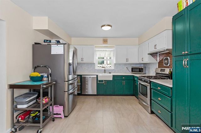 127 Tuella Avenue, Elmwood Park, NJ 07407