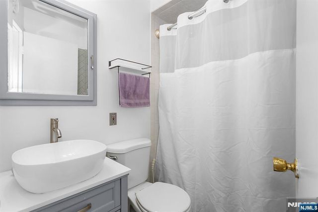 127 Tuella Avenue, Elmwood Park, NJ 07407