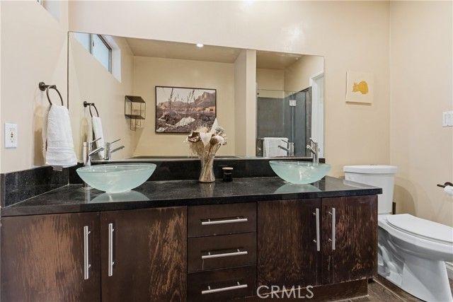 4614 Finley 6, Los Angeles, CA 90027