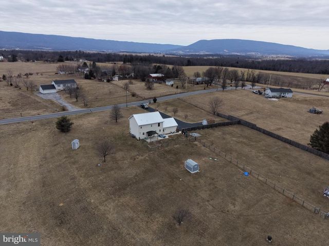4 SUBDIVISION ROAD, Newville, PA 17241