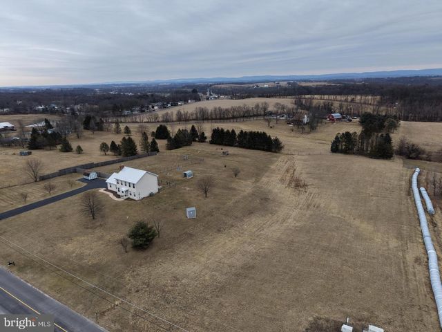 4 SUBDIVISION ROAD, Newville, PA 17241