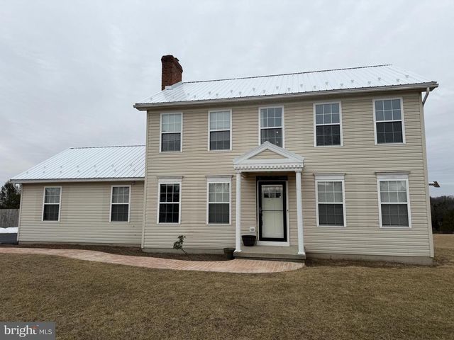 4 SUBDIVISION ROAD, Newville, PA 17241