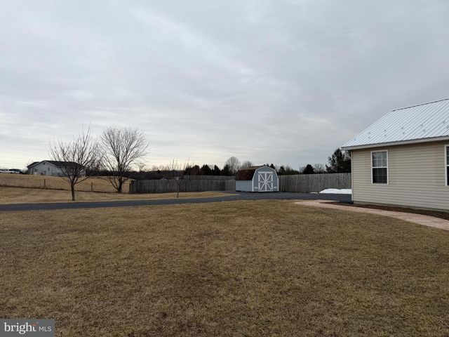 4 SUBDIVISION ROAD, Newville, PA 17241