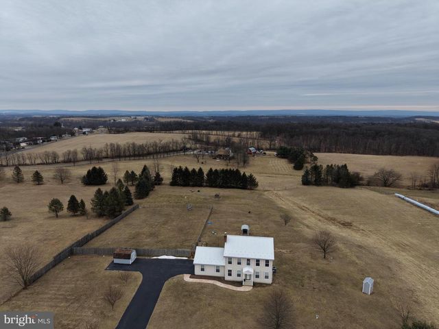 4 SUBDIVISION ROAD, Newville, PA 17241