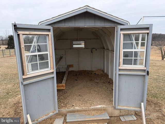 4 SUBDIVISION ROAD, Newville, PA 17241