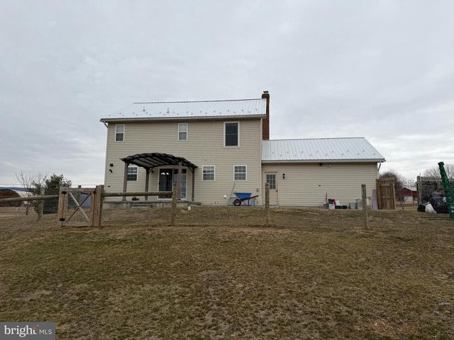 4 SUBDIVISION ROAD, Newville, PA 17241