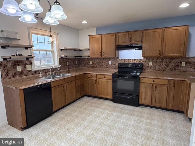 4 SUBDIVISION ROAD, Newville, PA 17241