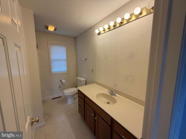 4 SUBDIVISION ROAD, Newville, PA 17241