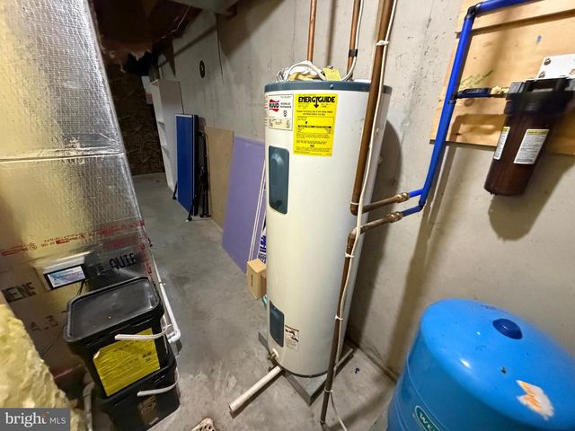 4 SUBDIVISION ROAD, Newville, PA 17241