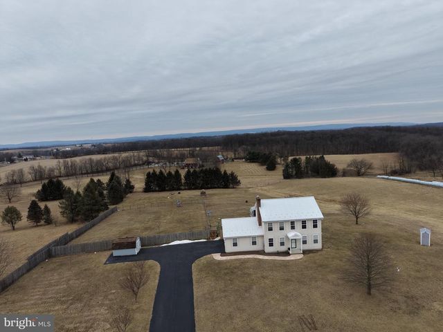 4 SUBDIVISION ROAD, Newville, PA 17241