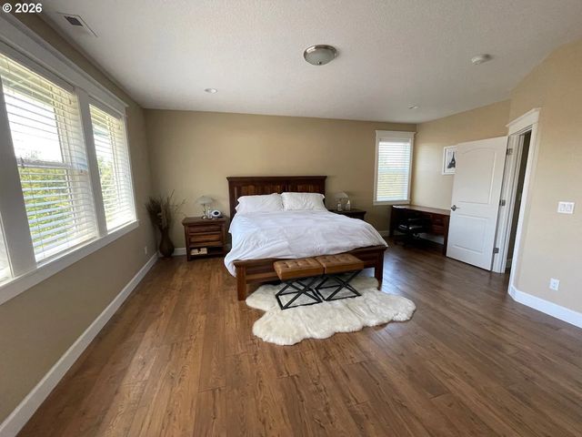 16695 S HARDING Rd, Oregon City, OR 97045