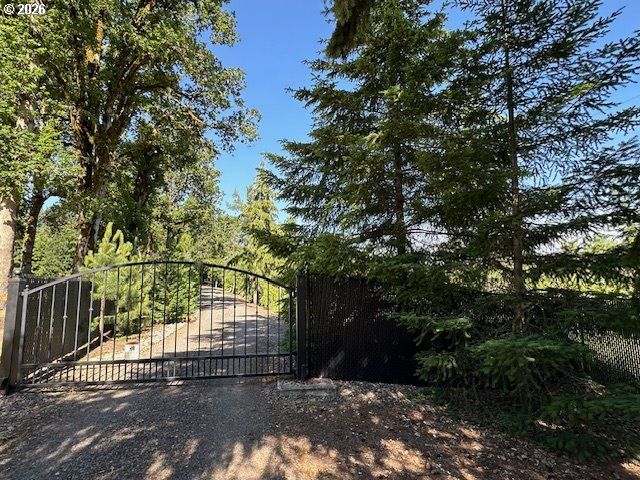 16695 S HARDING Rd, Oregon City, OR 97045