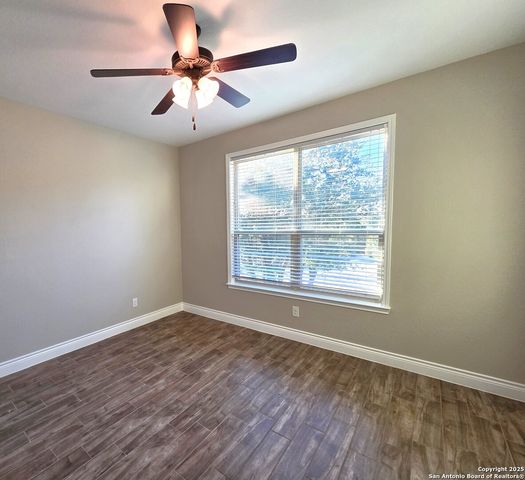 131 FLINT, Canyon Lake, TX 78133