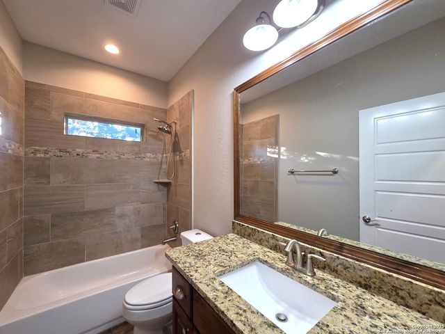 131 FLINT, Canyon Lake, TX 78133